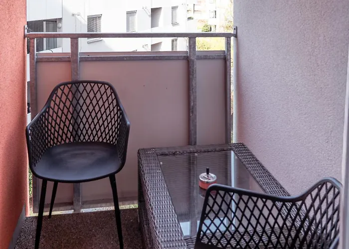 Modernes In Zentraler Stadtlage Appartement *